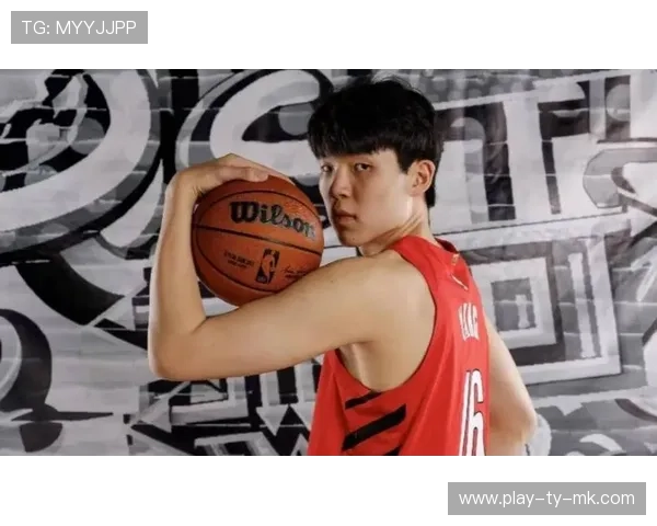 杨瀚森季前赛表现抢眼 常规赛三分球仍未得手